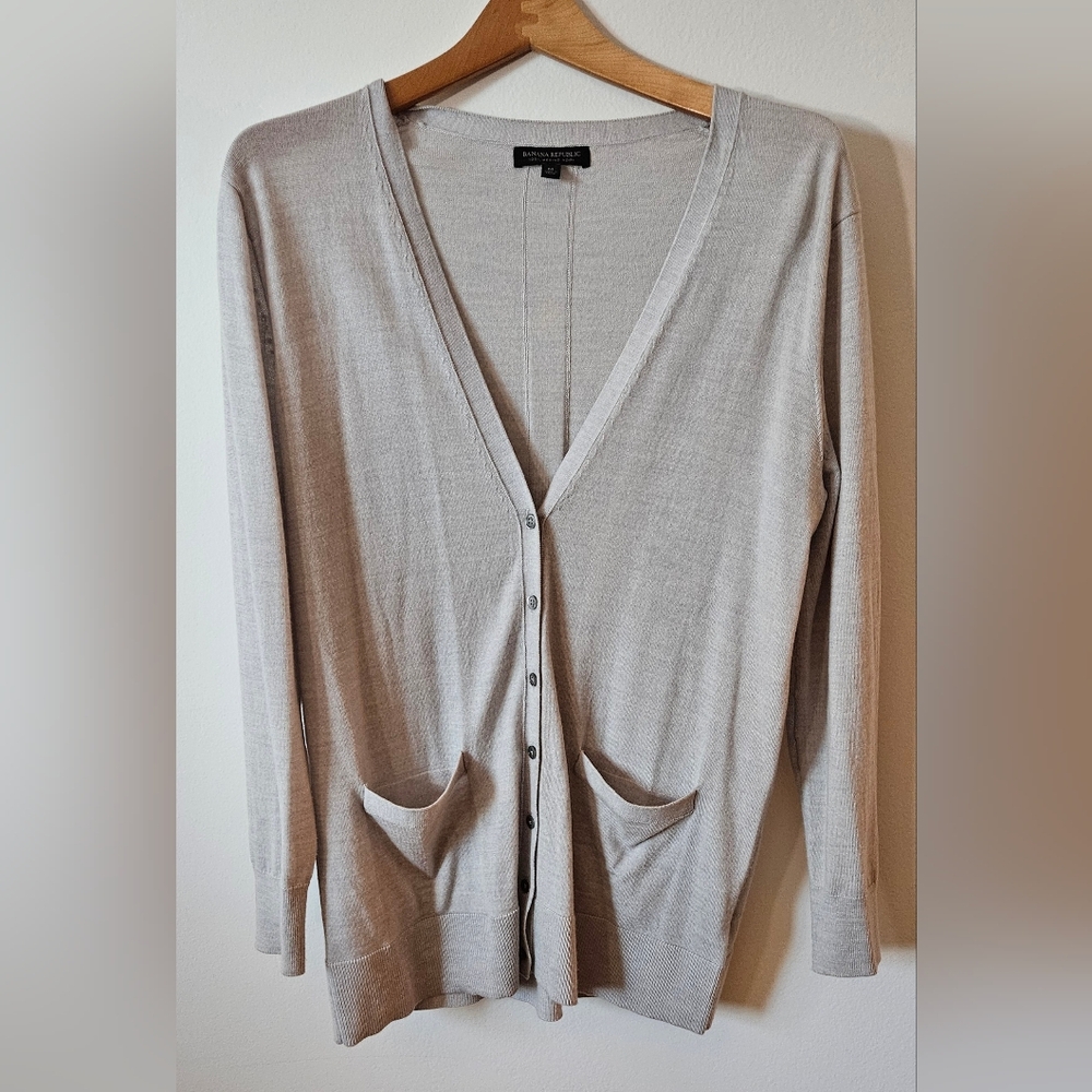 Womens Banana Republic Cardigan Size M